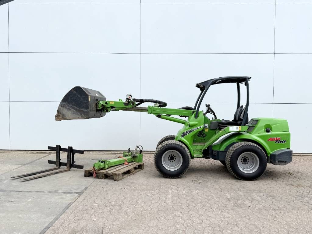 Avant M750 Opti Drive - Bucket + Jib / Telescopic Boom
