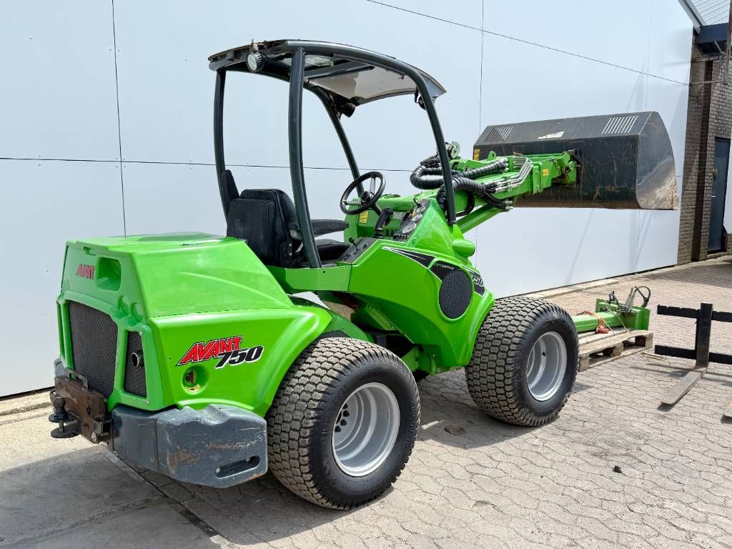 Avant M750 Opti Drive - Bucket + Jib / Telescopic Boom