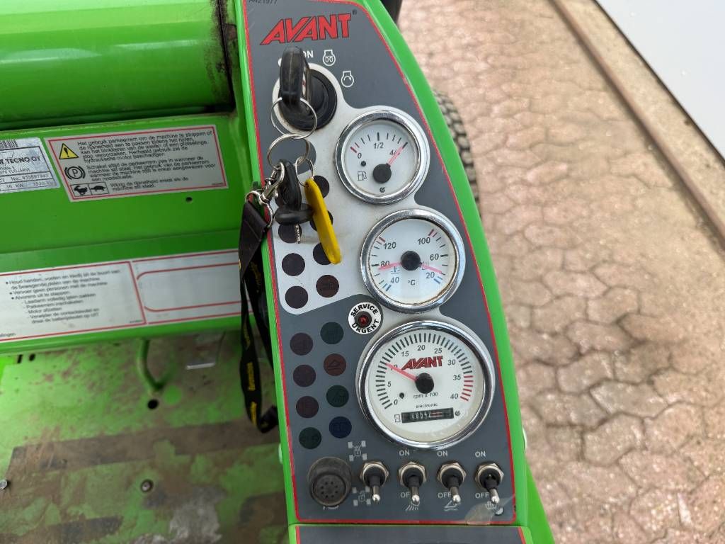 Avant M750 Opti Drive - Bucket + Jib / Telescopic Boom