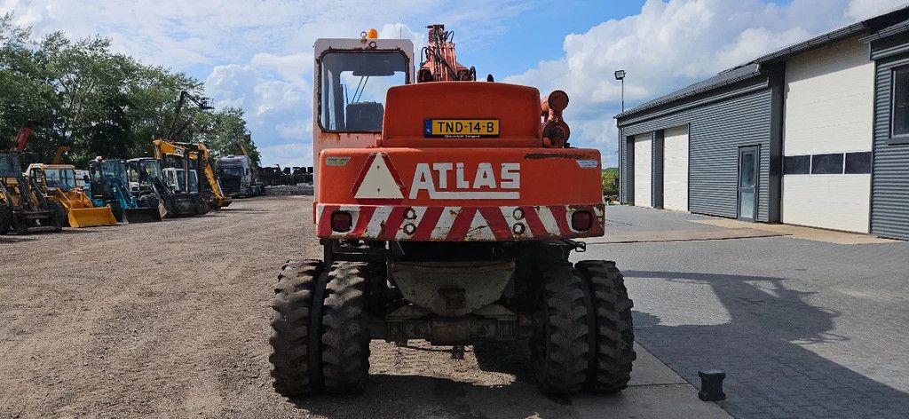 Atlas 1302 E