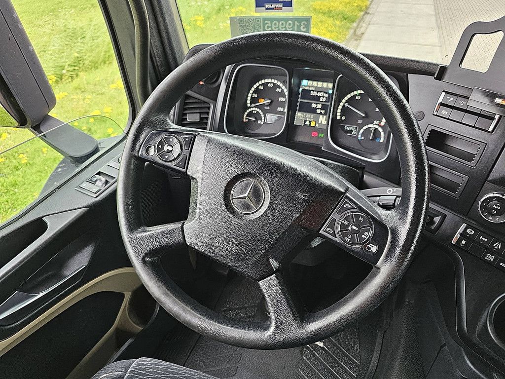MERCEDES-BENZ ACTROS 1843
