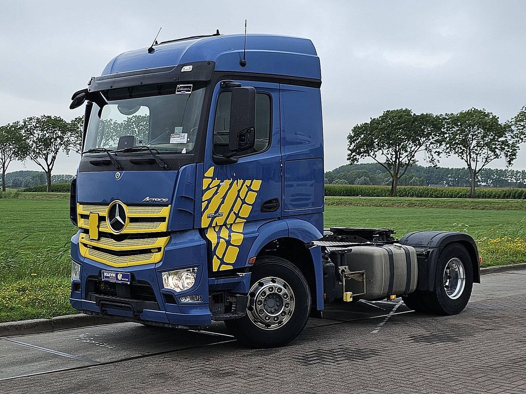 MERCEDES-BENZ ACTROS 1843