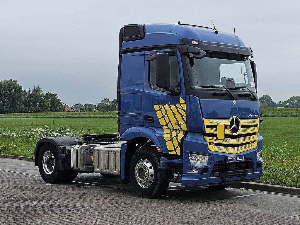MERCEDES-BENZ ACTROS 1843