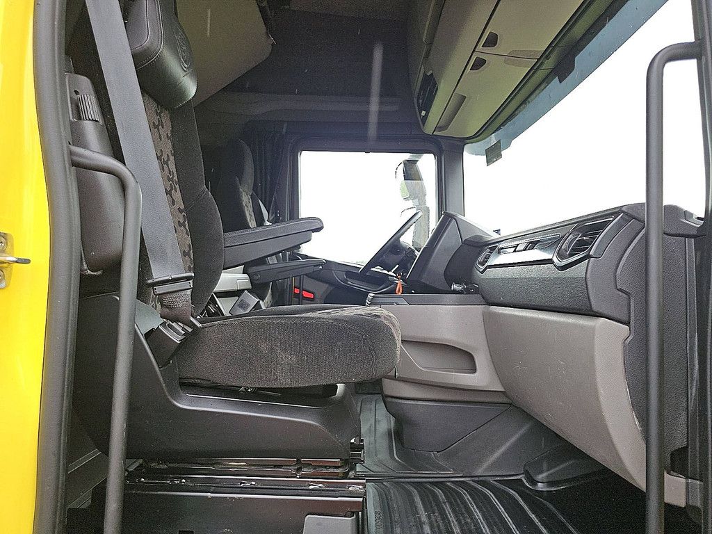 SCANIA S450