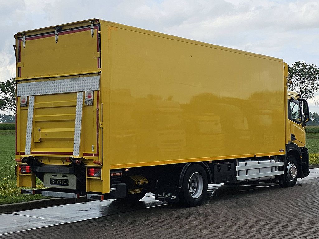 IVECO S-WAY AD190S33 2t taillift airco