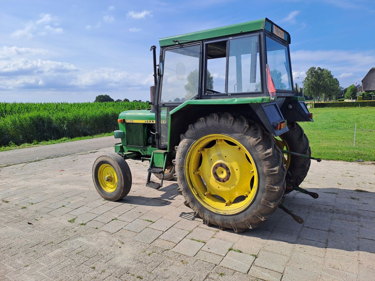 John Deere 2130 tractor