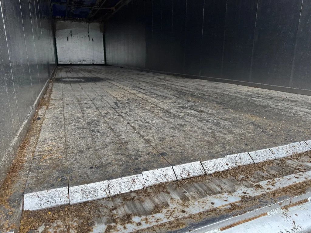 Bulthuis 70m3 Stuuras/Lenkachse Cargo Floor 2 jaar oud! NIEUWE APK