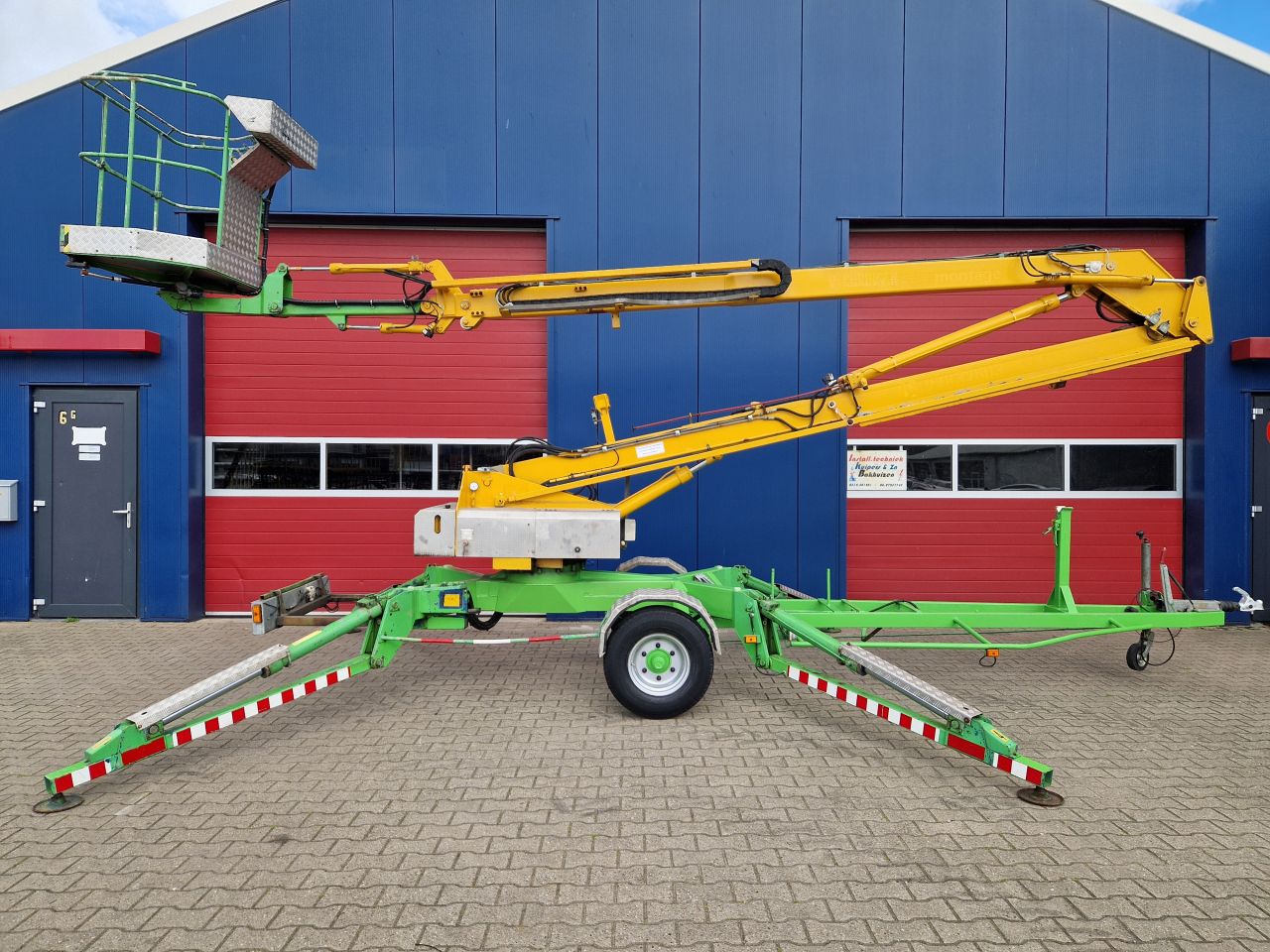 OMME 1700 AANHANGER HOOGWERKER 17M ACCU 230V HOOGWERKERBOEK