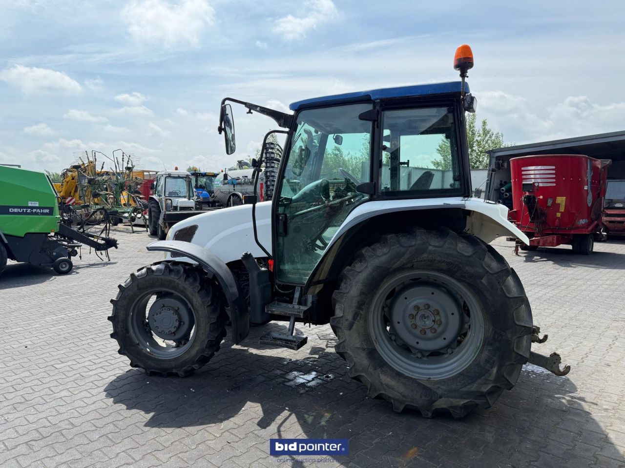 New Holland TL 70A