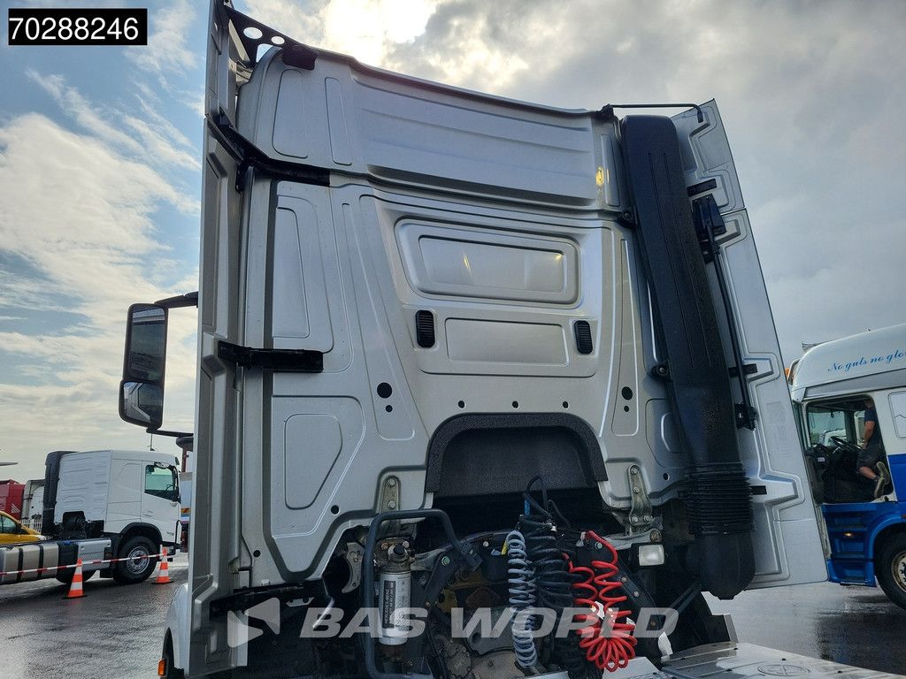 Mercedes Actros 1843 4X2 StreamSpace Euro 6