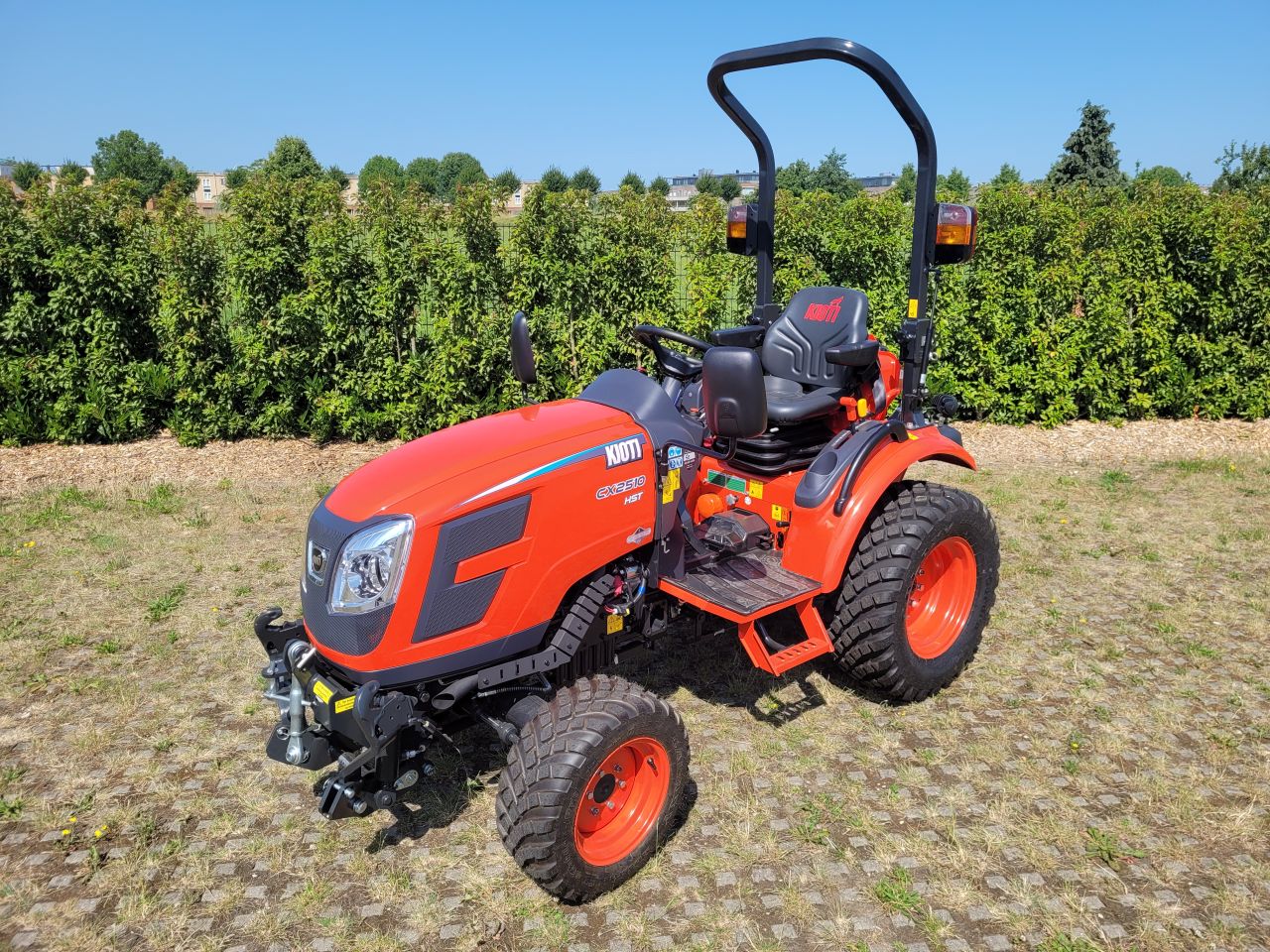 Kioti CX-2510 HST