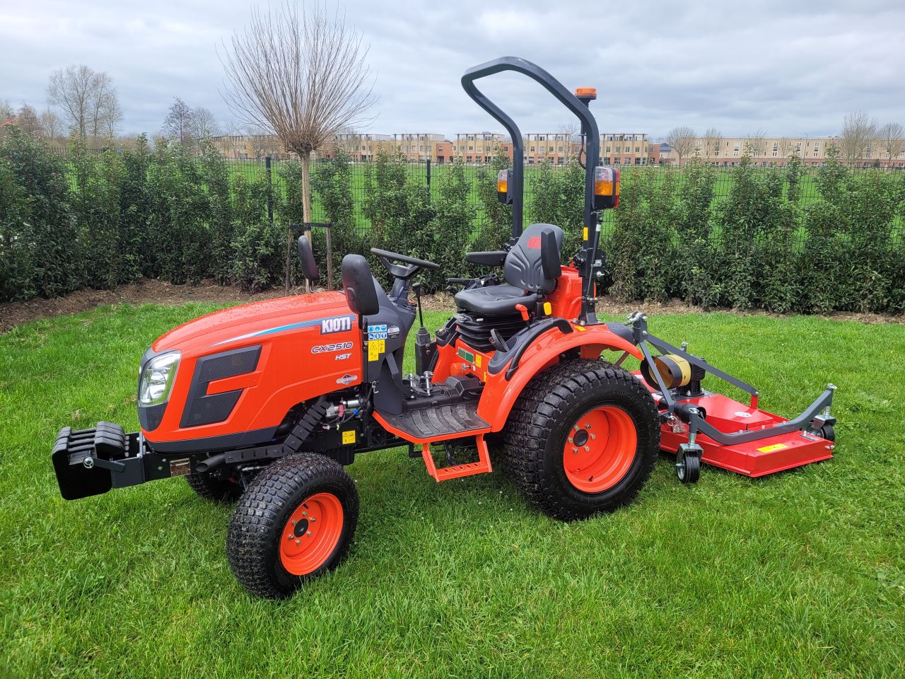 Kioti CX-2510 HST