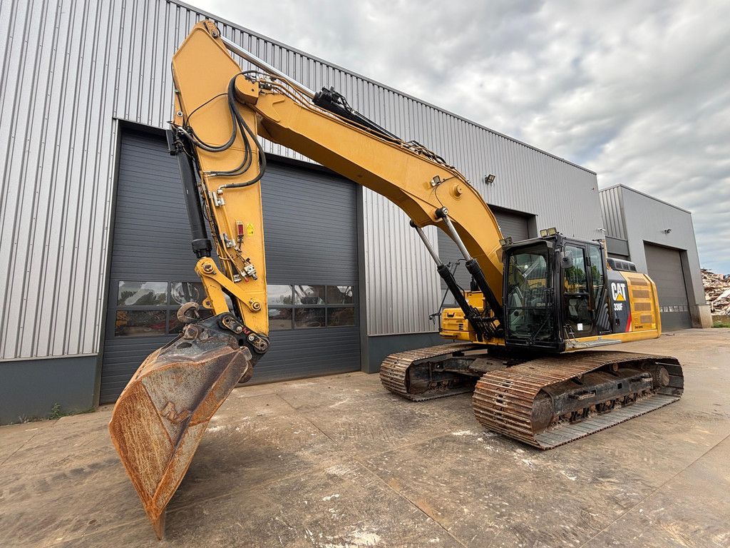 Caterpillar 330FL