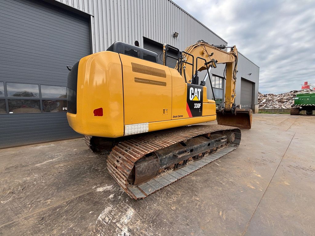 Caterpillar 330FL