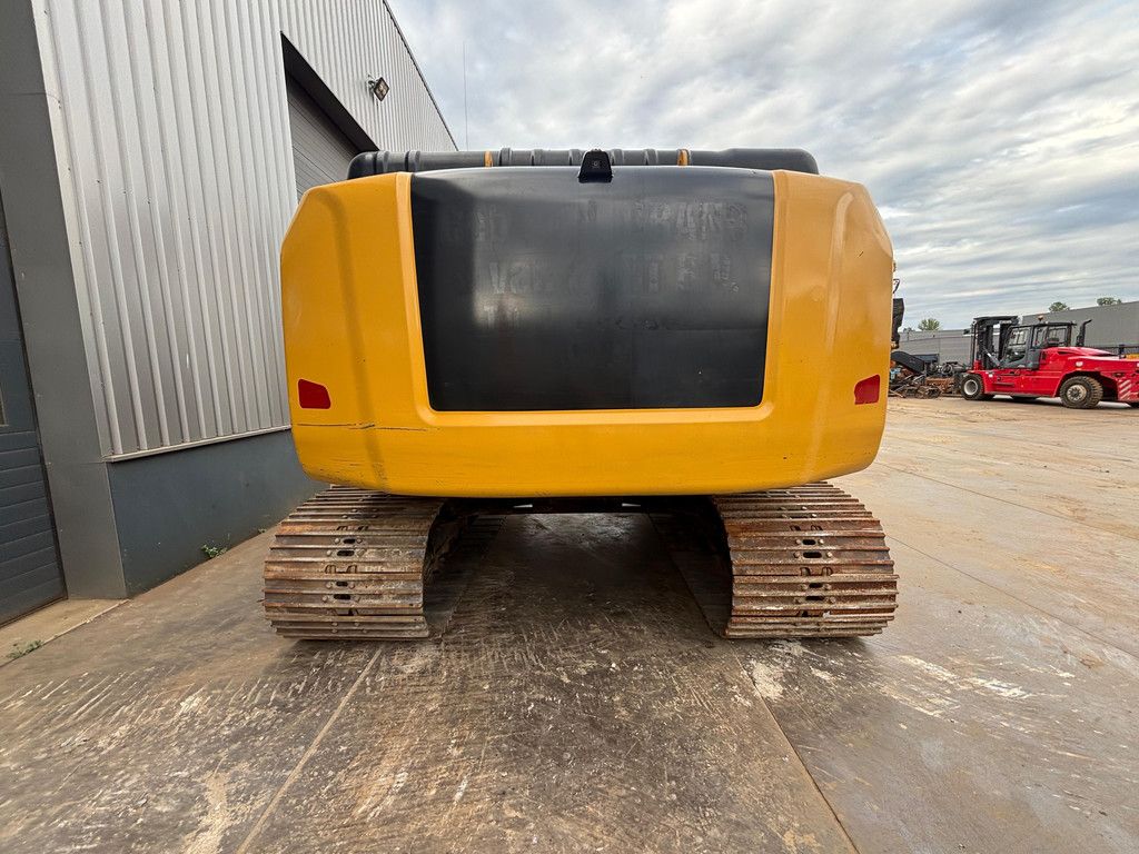 Caterpillar 330FL