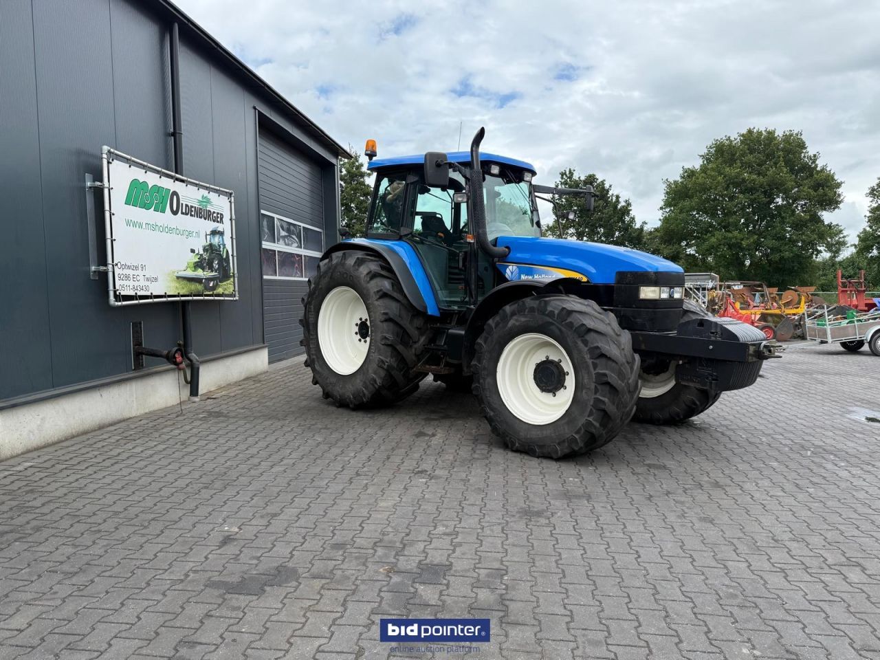 New Holland TM 140