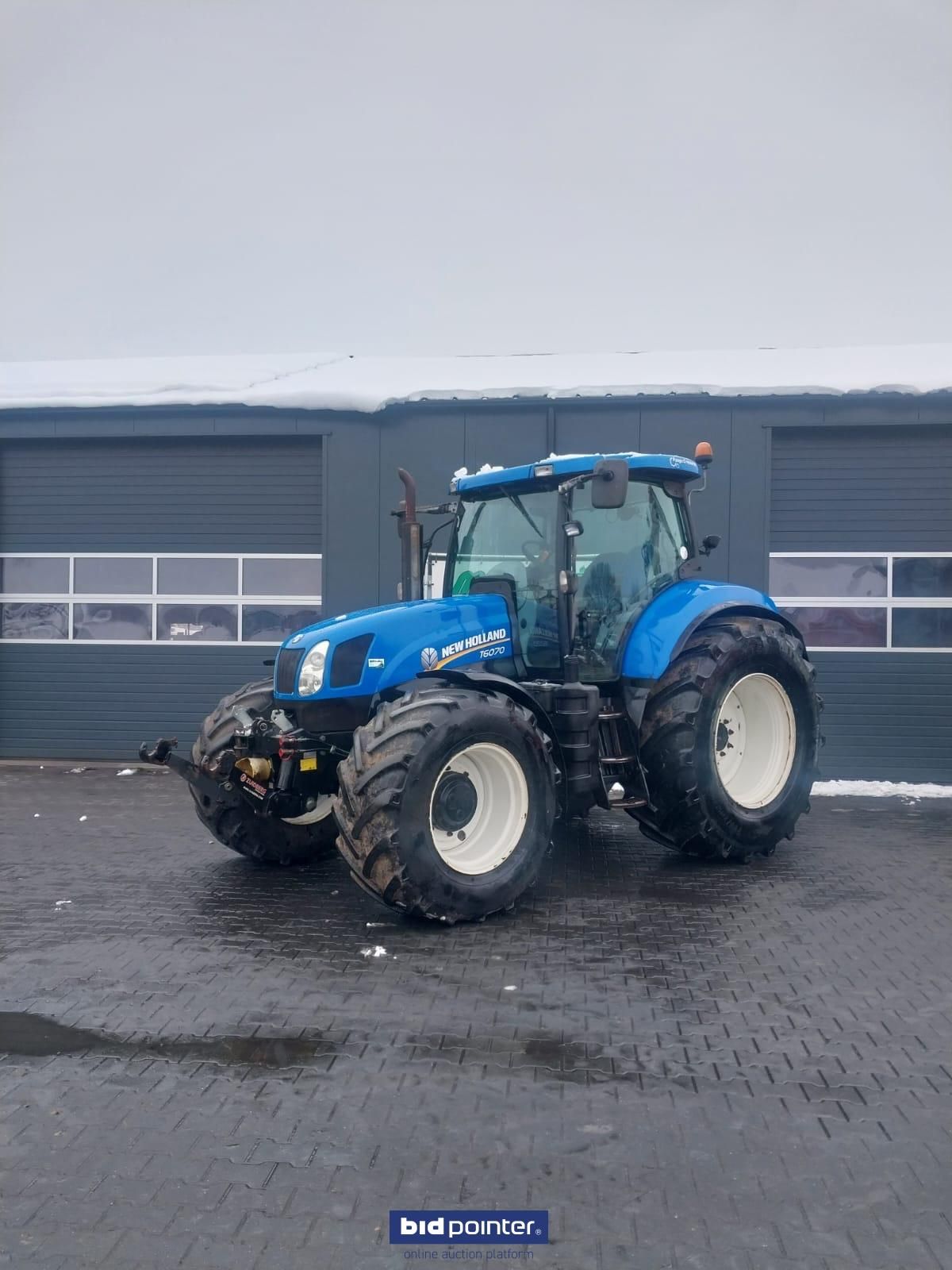 New Holland 6070