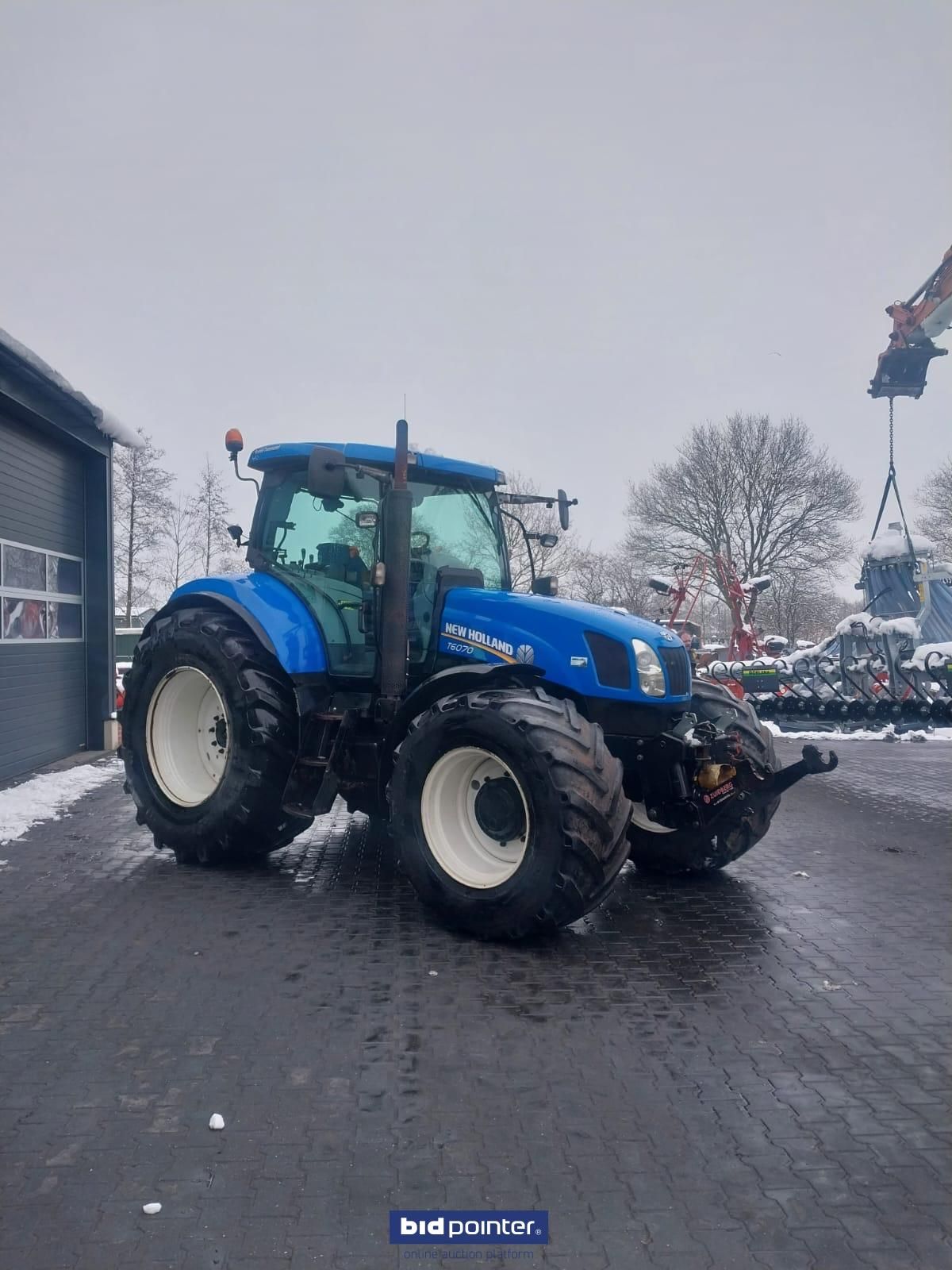 New Holland 6070