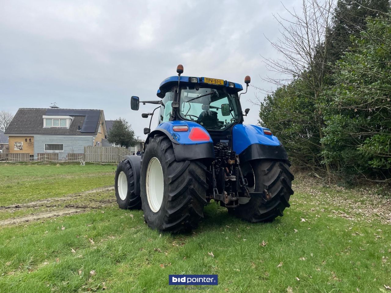 New Holland 6070