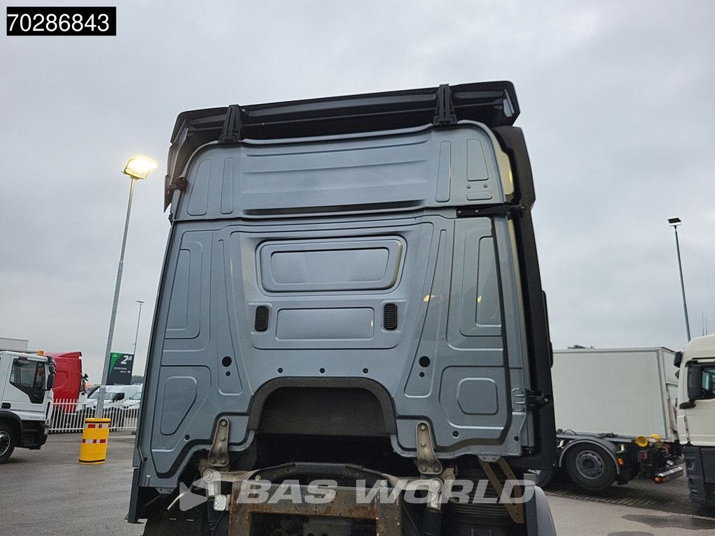 Mercedes Actros 1843 4X2 BDF 2xTanks Automatic Euro 6