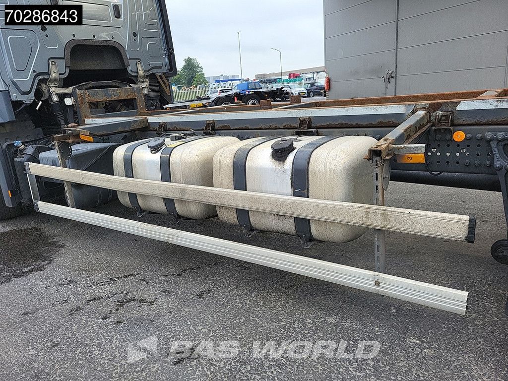 Mercedes Actros 1843 4X2 BDF 2xTanks Automatic Euro 6