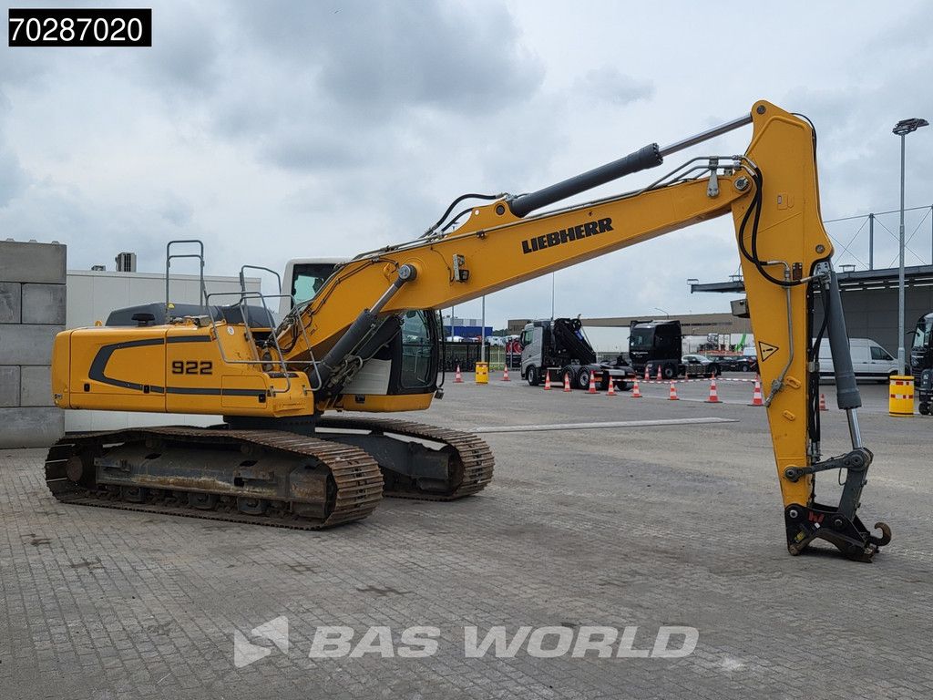 Liebherr R922 DUTCH MACHINE