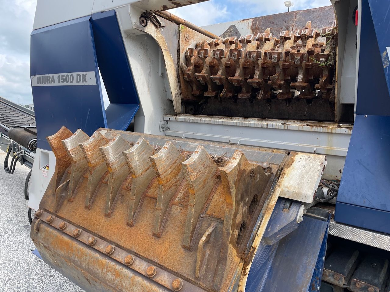 Lindner Miura 1500 DK Slow Speed Shredder