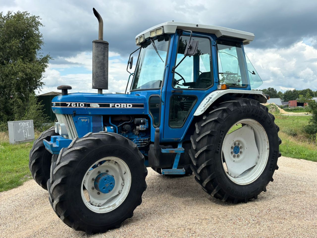 Ford 7610 4WD 6200 uur