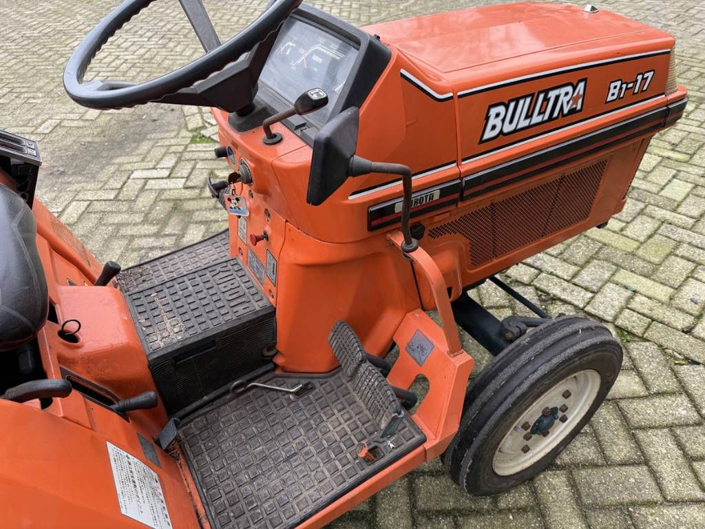 Kubota Bultra B1-17