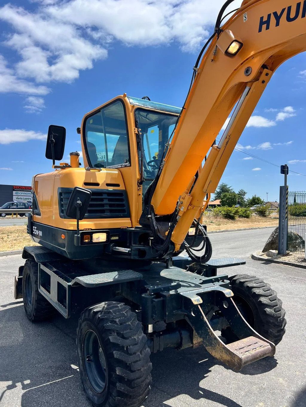 Hyundai R55W-9A