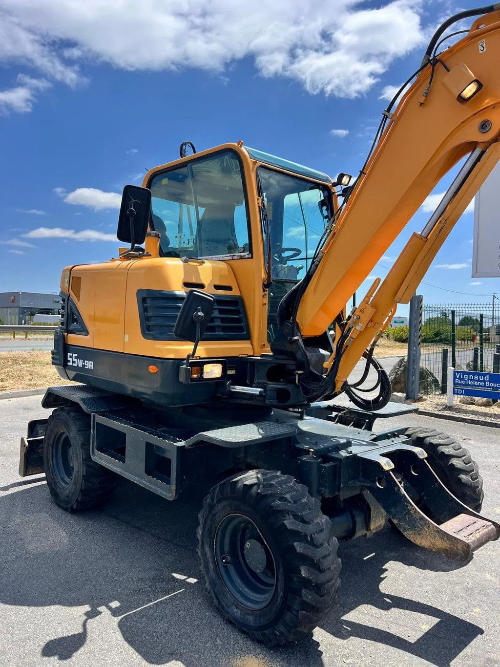Hyundai R55W-9A