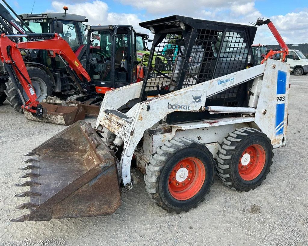 Bobcat 743