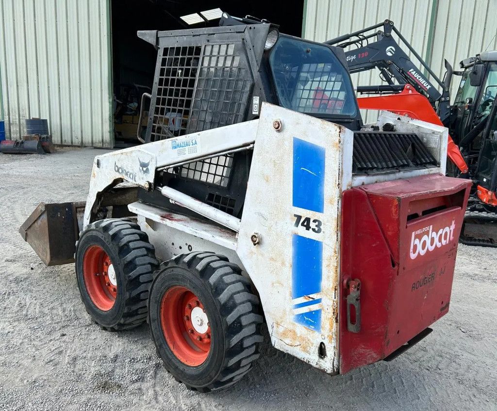 Bobcat 743