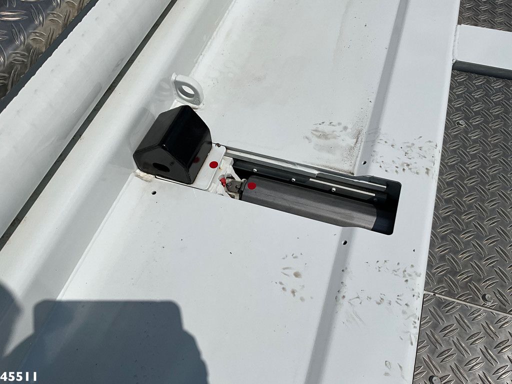 Iveco X-WAY AD280X42Y Retarder Meiller 16 ton portaalarmsysteem NEW and UNUSED!