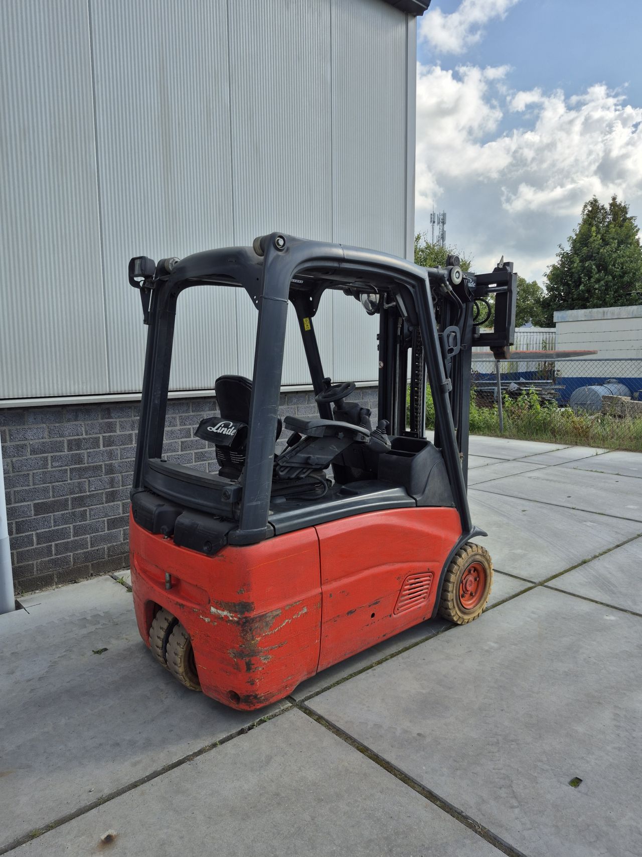 Linde E16-01 bj 2011 triplex freelift sideshift 4.140 mm 7445 uu