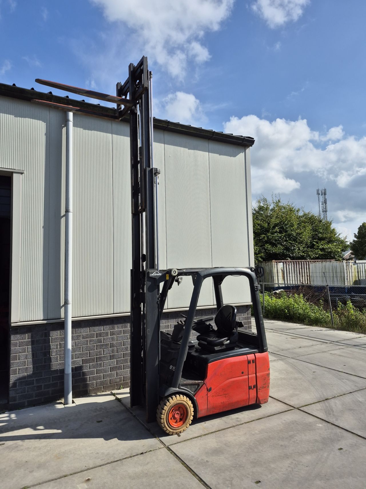 Linde E16-01 bj 2011 triplex freelift sideshift 4.140 mm 7445 uu
