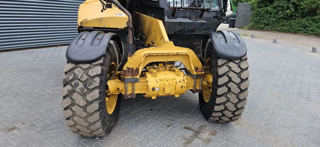 Caterpillar TH215
