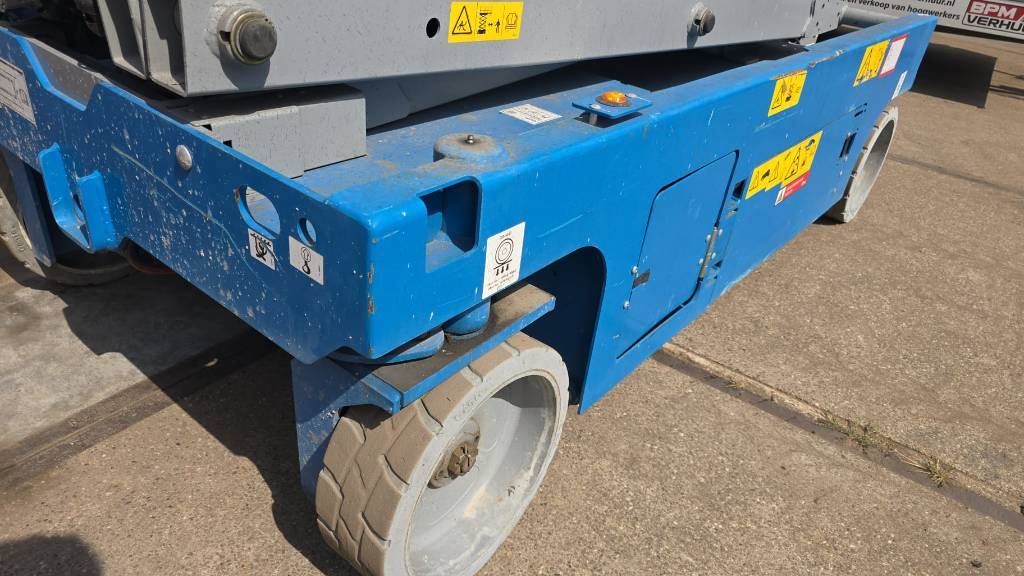 Genie GS4047 schaarlift schaarhoogwerker 14m 4047