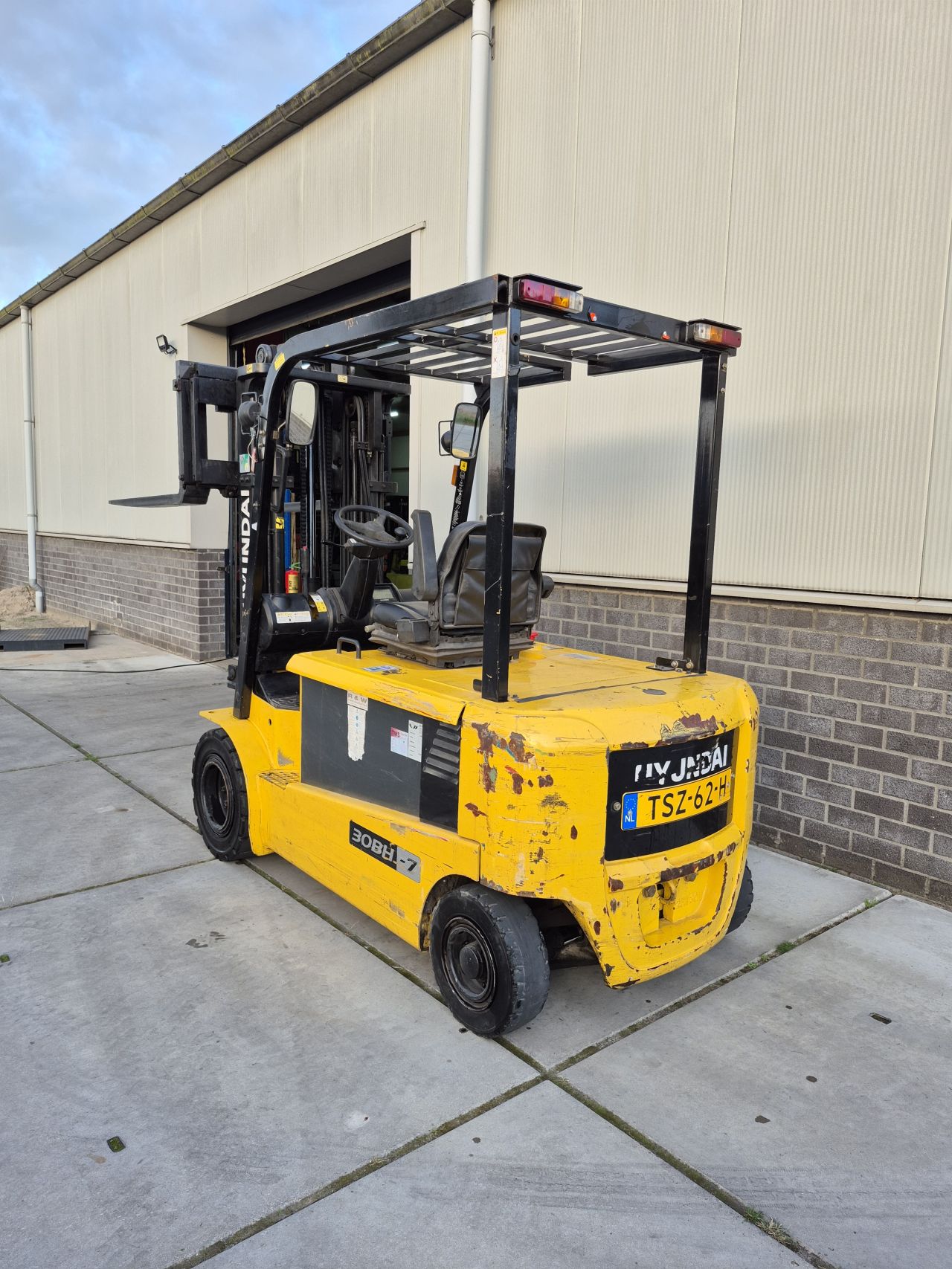 Hyundai 30BH-7 triplex freelift sideshift 4.680 mm bj 2007