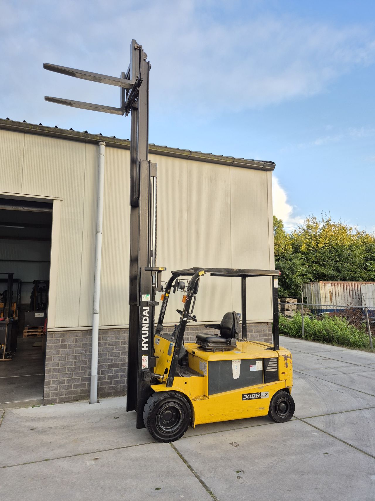 Hyundai 30BH-7 triplex freelift sideshift 4.680 mm bj 2007