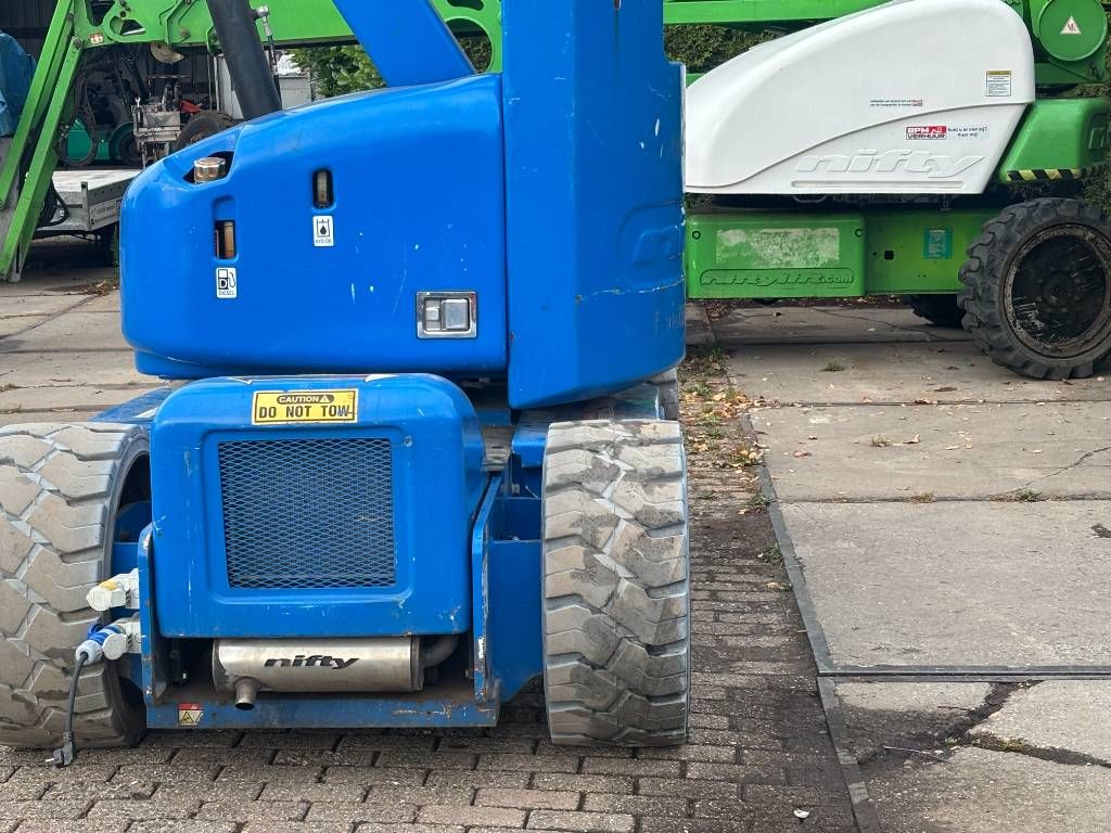 Niftylift HR 15 NDE Hybrid 15m knikarmhoogwerker nifty