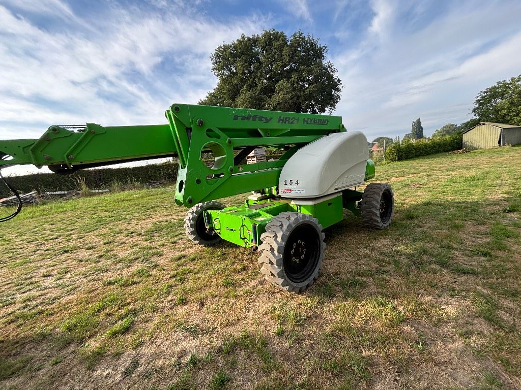 Niftylift HR 21 HYBRID 21m knikarmhoogwerker nifty schaar