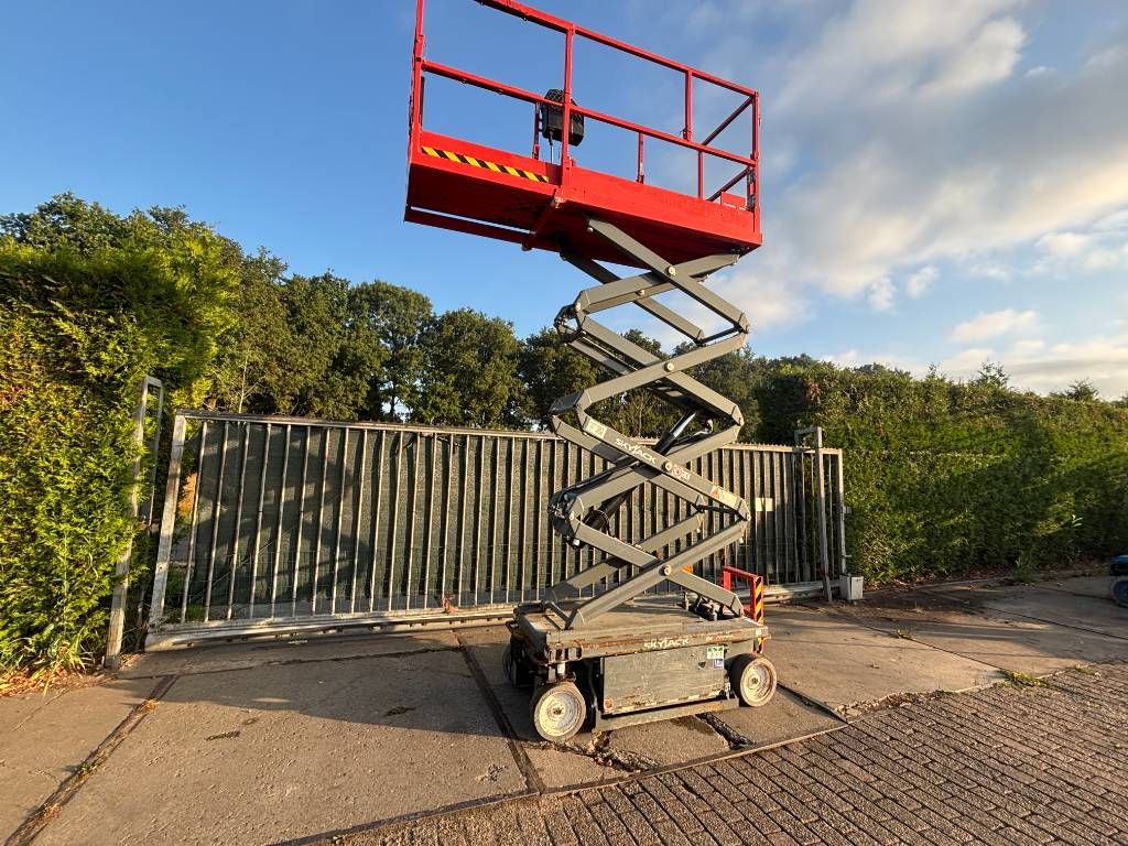 SkyJack SJ 3219 8m schaarlift Skyjack hoogwerker schaar