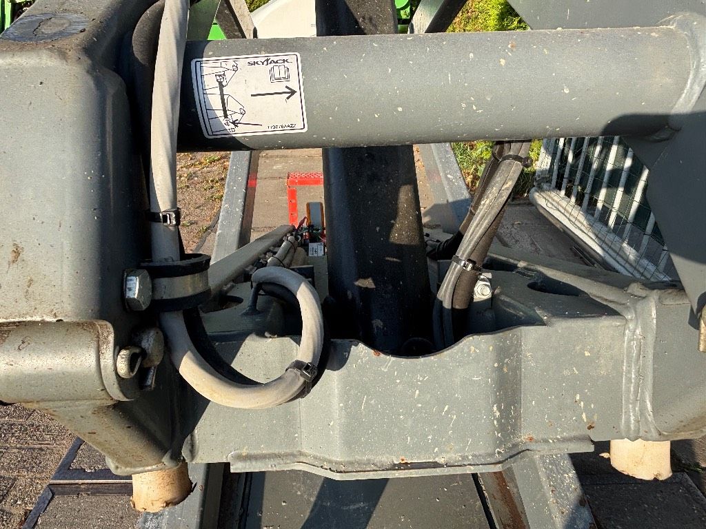 SkyJack SJ 3219 8m schaarlift schaarhoogwerker skyjack