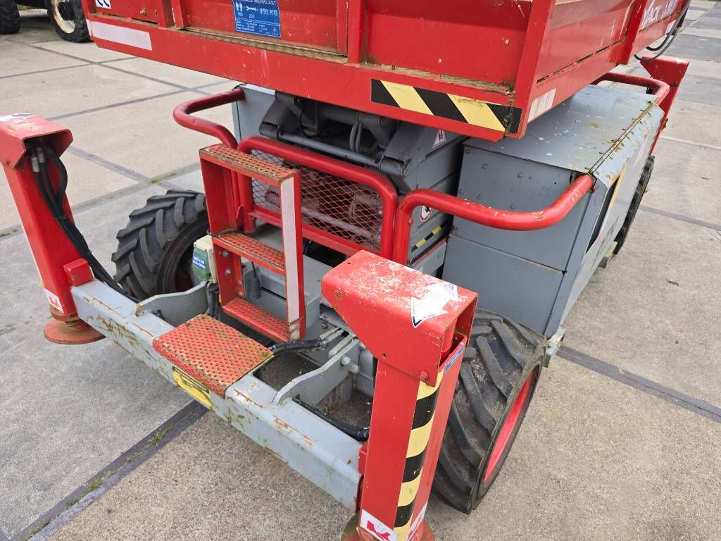 SkyJack SJ 6832 RT