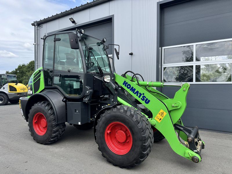 Komatsu WA 80M 1. HAND