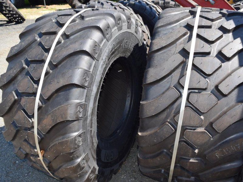 560/60R22.5  ***GRI***