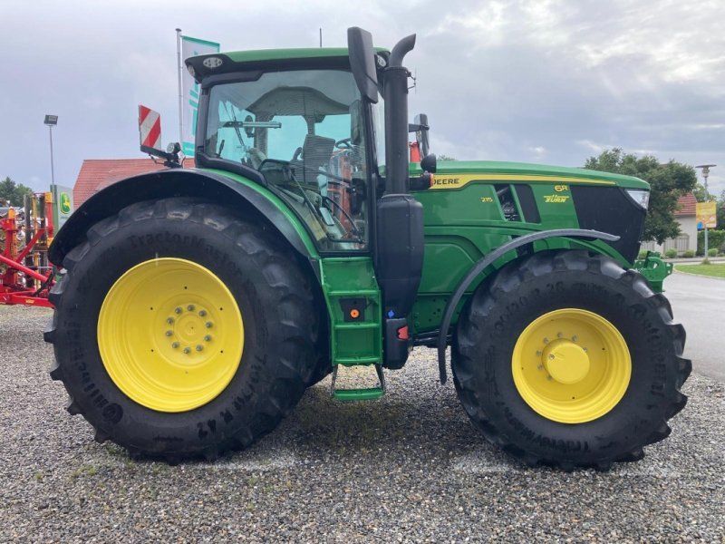 John Deere 6R 215 / 6R215/ 6215R