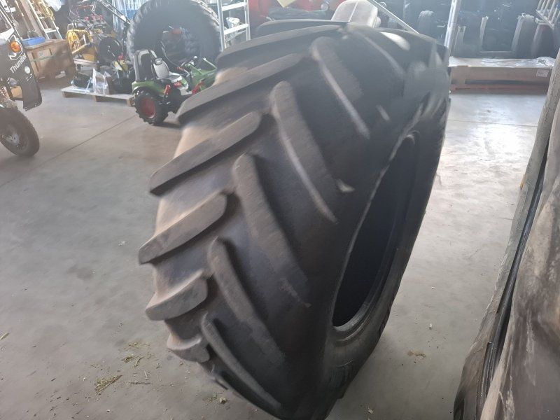 Michelin 540/65R28