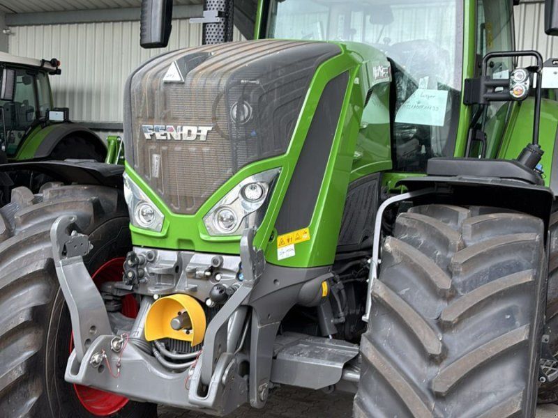 Fendt 828 Vario S4 ProfiPlus PL798